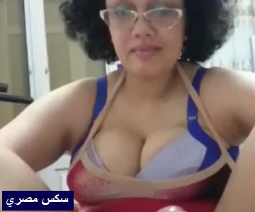 مصرية تقله مصة ولا بوسة وتبلش بزبره وتاخده بكسها الممحون